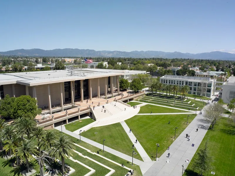 University Library and lawn at California State University, Northridge